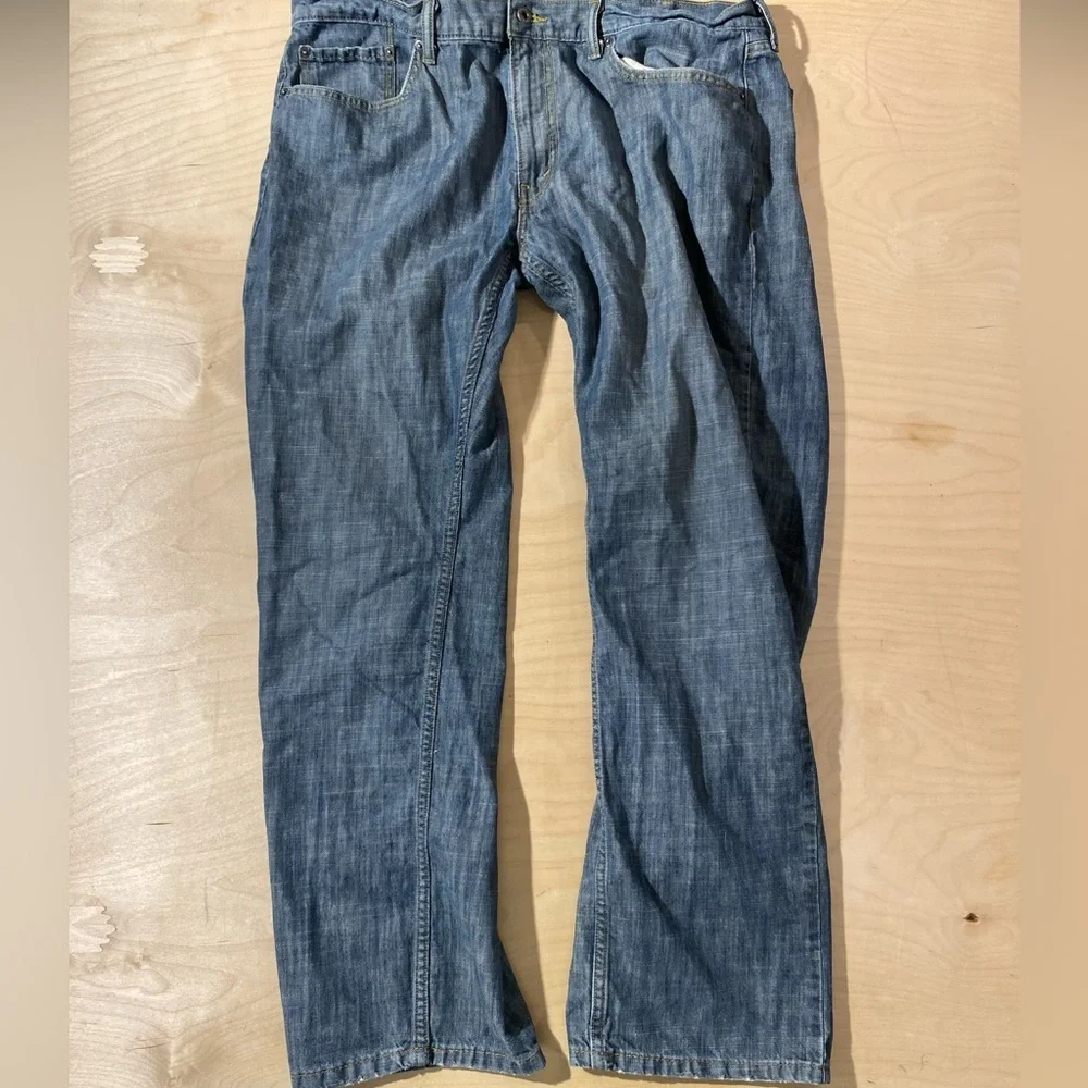 Levi's Relaxed Fit Straight Denim 559 Jeans - Classic Blue 40 x 32 (D)
